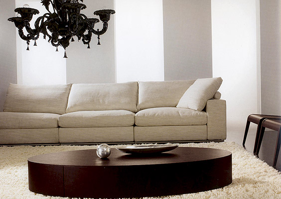  P&C Table Plane, dim. 140х75х23Н - 606,90 euro/1 187 lv.